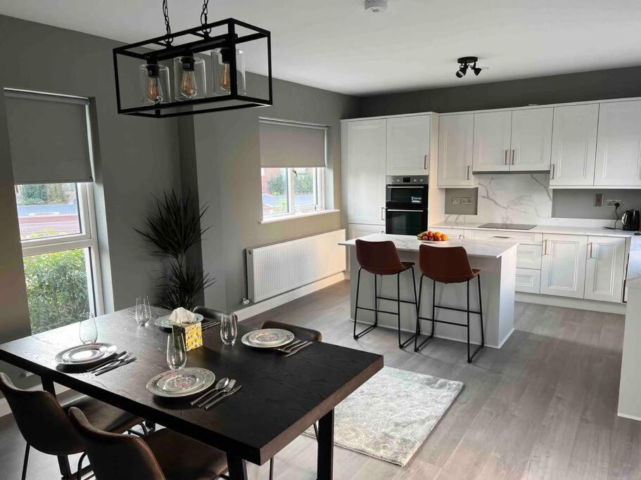 3 Bed Rooms Vip Family House Dublin Zewnętrze zdjęcie