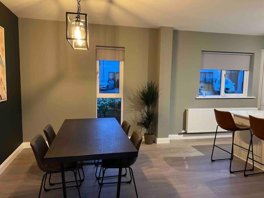 3 Bed Rooms Vip Family House Dublin Zewnętrze zdjęcie
